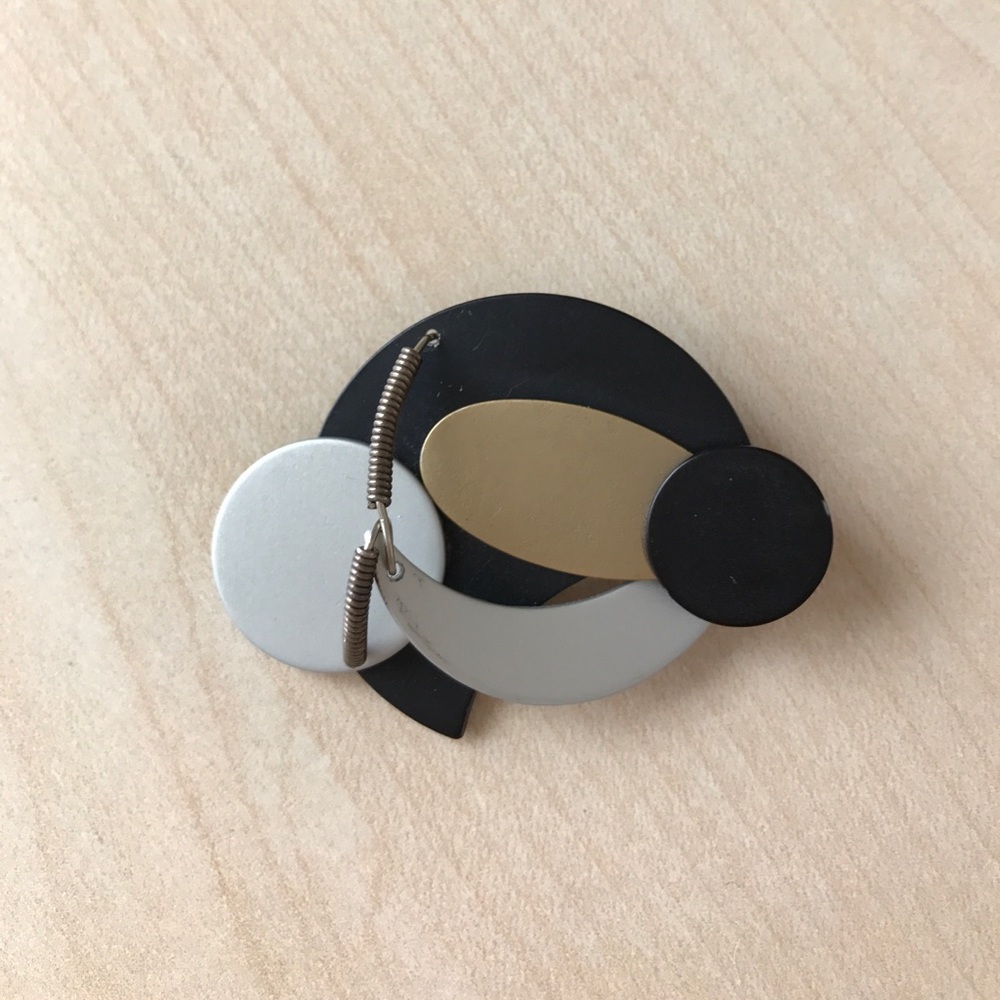 Metal Modern Brooch.